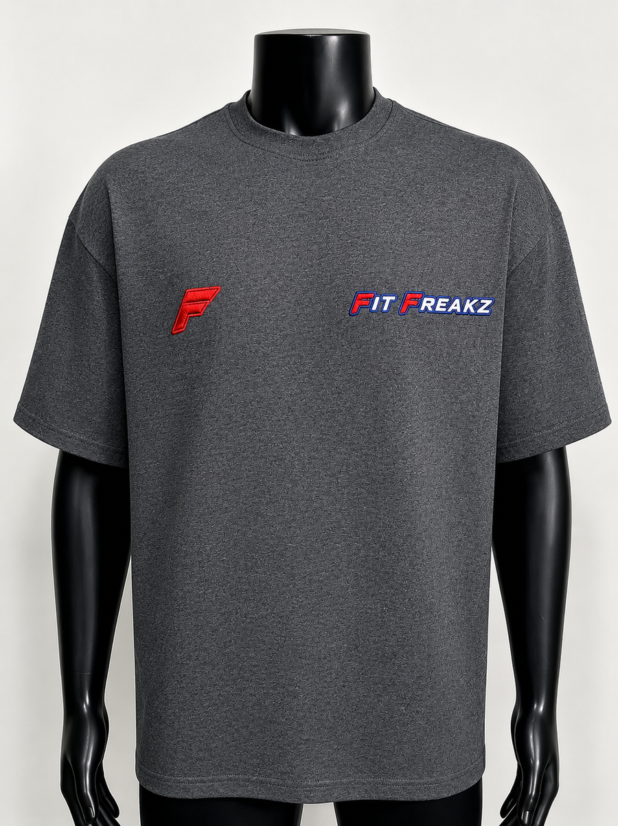 100% cotton t-shirt with 3D embroidery